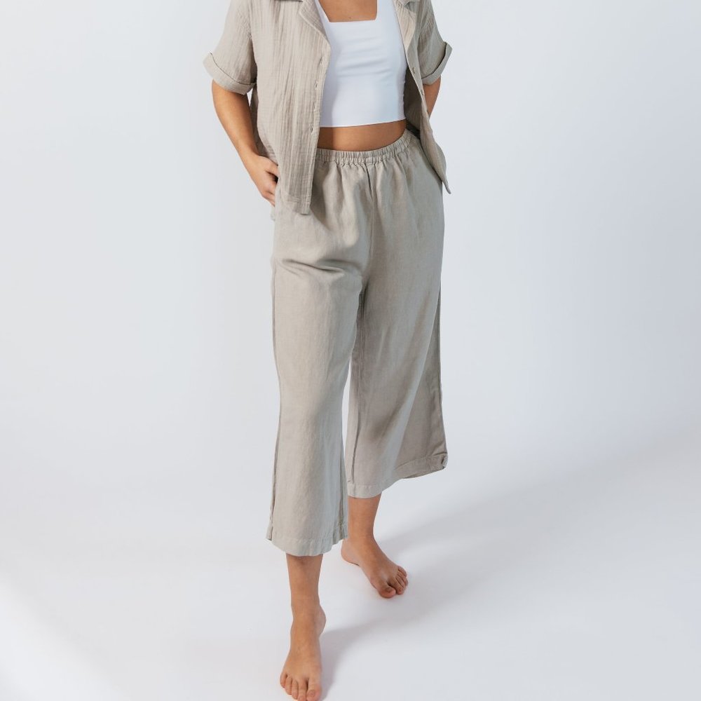 NWT Tribe Kelley Bali Capri